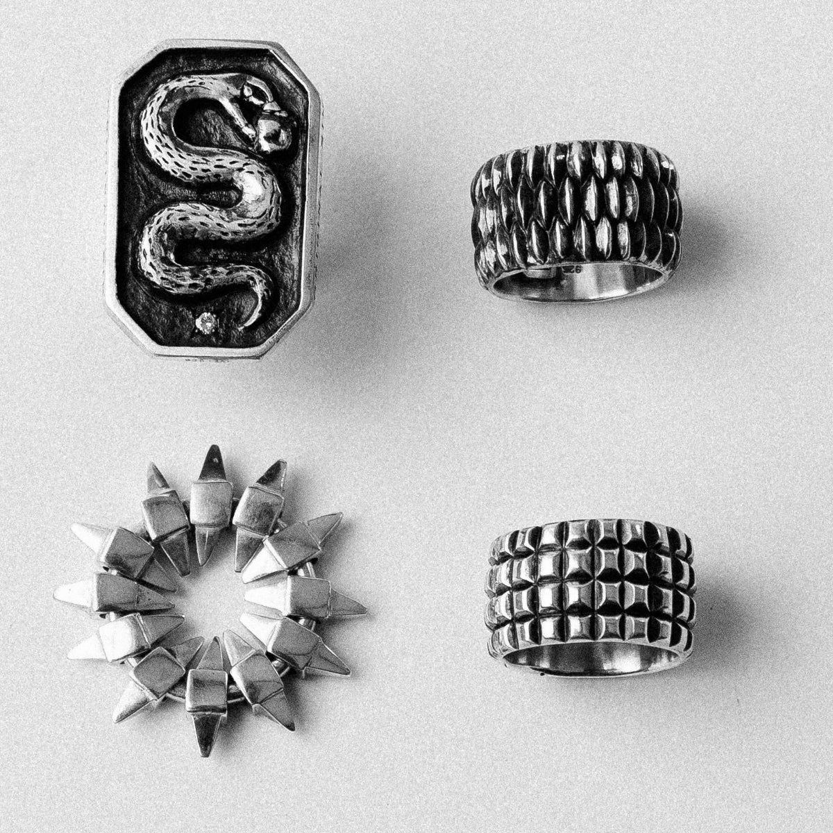 ARMADILLO RING IN SILVER