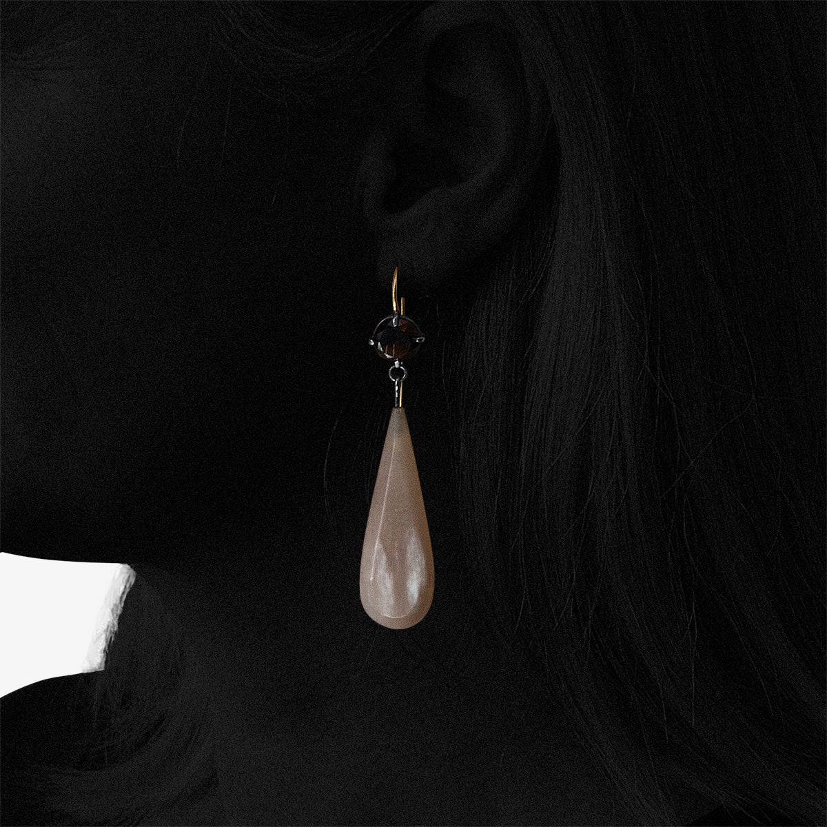 NGUNI EARRING SMOKEY QUARTZ and GOLD