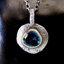 MOON PENDANT IN SILVER WITH BLUE TOPAZ AND GOLD