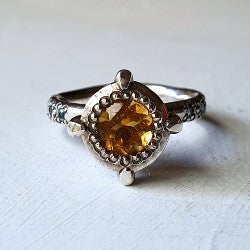 VICTORIA'S SOLITAIRE - CITRINE and TOPAZ